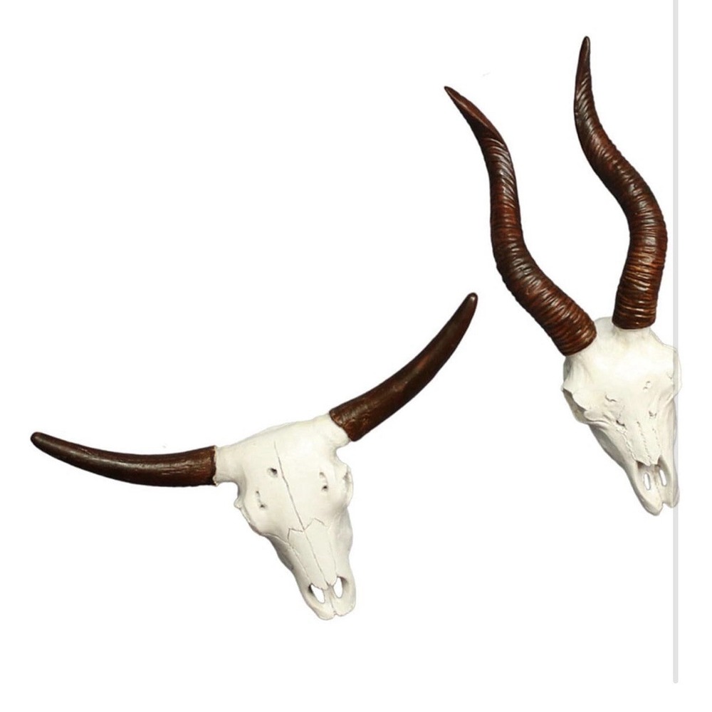 Cow and Sheep Head Unique 3D Animal Sculpture Eye Catching Realistic - Picture 4 of 9
